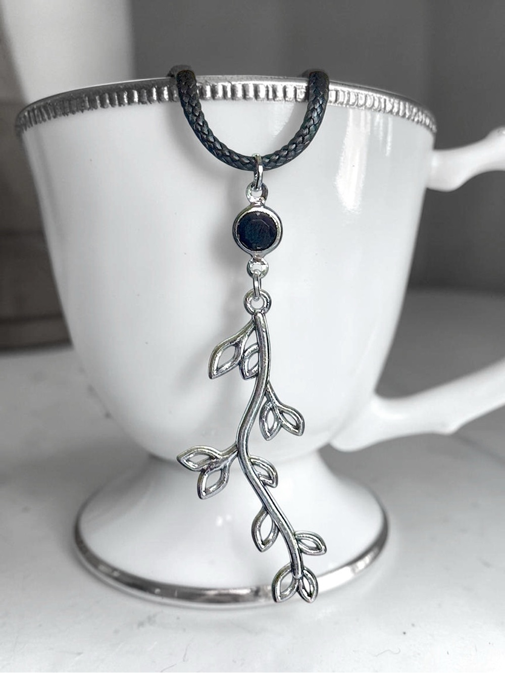 5 For $25💫Silver Branch Drop Pendant Necklace With a Black Acrylic Gem Accent